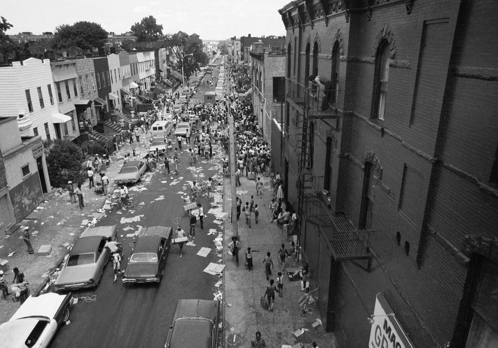1977: NYC Blackout Aftermath